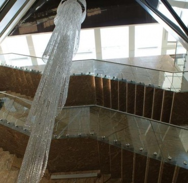 Nowoczesna szklana balustrada schodowa + poręcz ze stali nierdzewnej - fot. 3